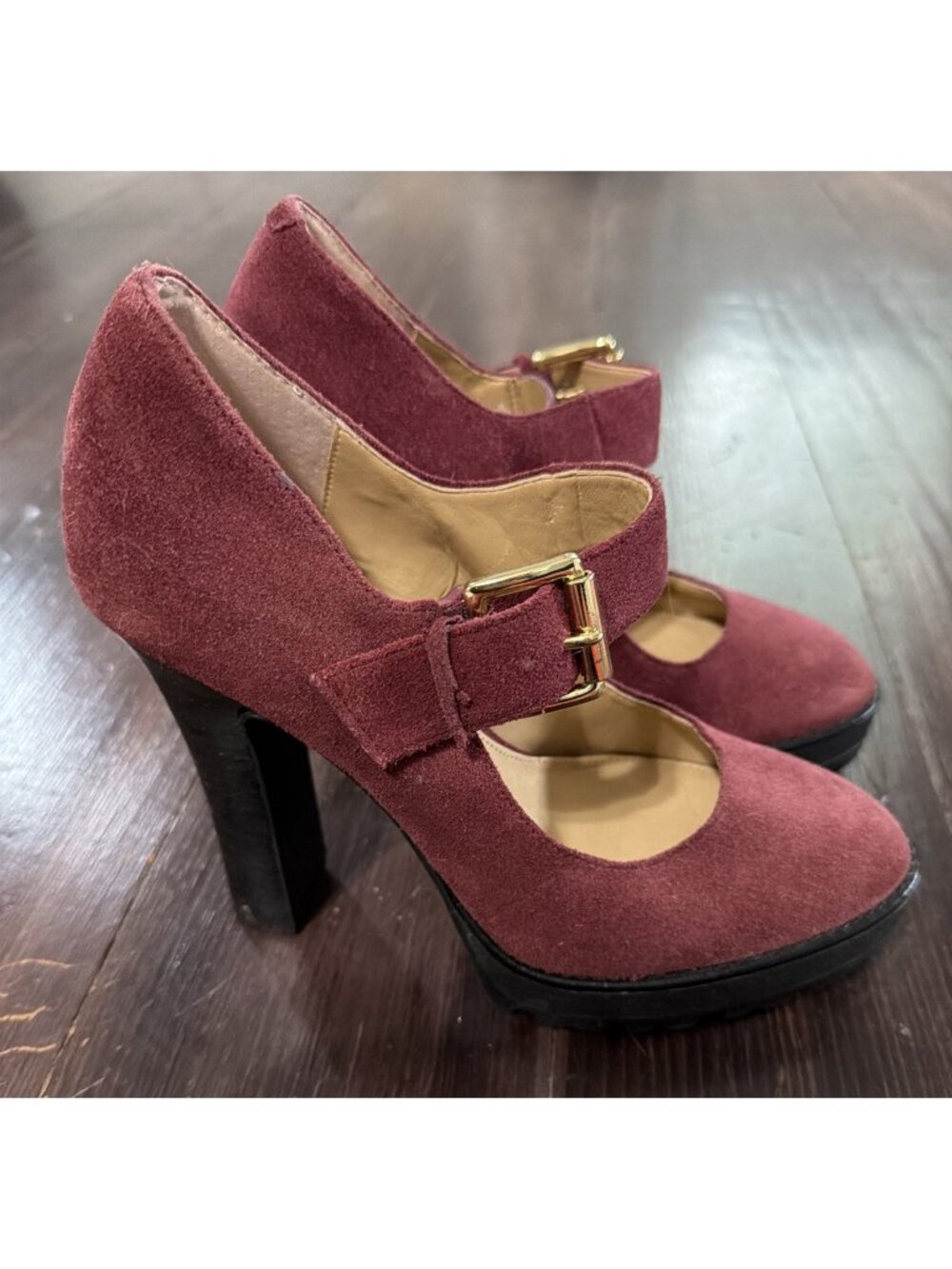 Michael Kors suede platform High Heel Size 7 Burgundy